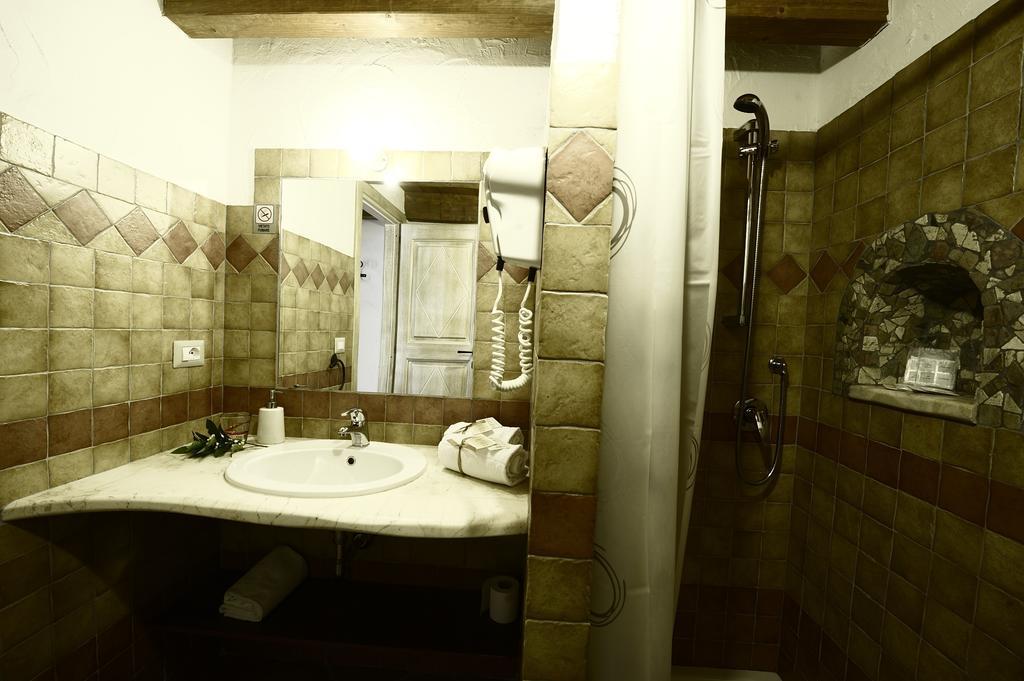 Il Giardino Degli Aranci Bed & Breakfast Mores ห้อง รูปภาพ