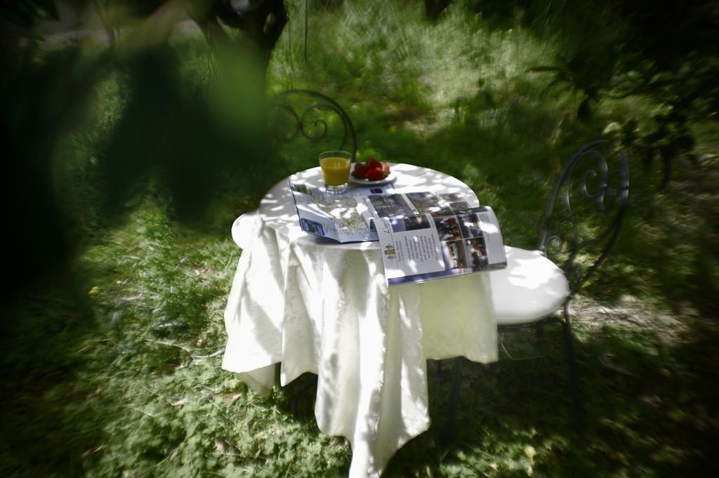 Il Giardino Degli Aranci Bed & Breakfast Mores ภายนอก รูปภาพ