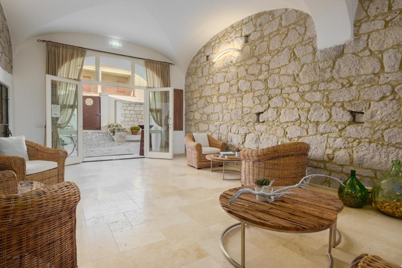 Il Giardino Degli Aranci Bed & Breakfast Mores ภายนอก รูปภาพ