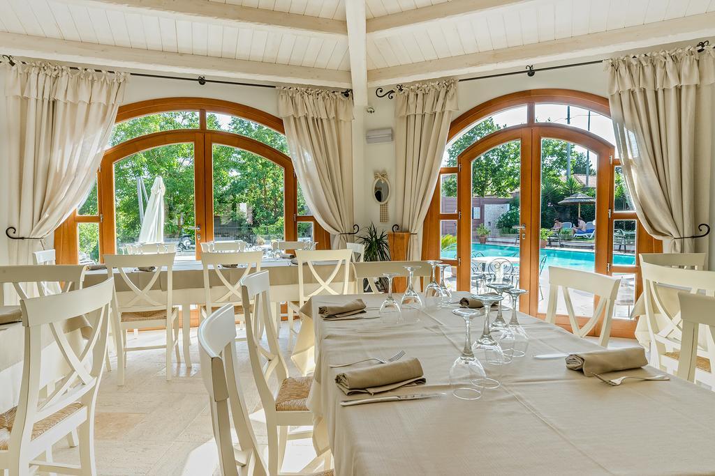 Il Giardino Degli Aranci Bed & Breakfast Mores ภายนอก รูปภาพ