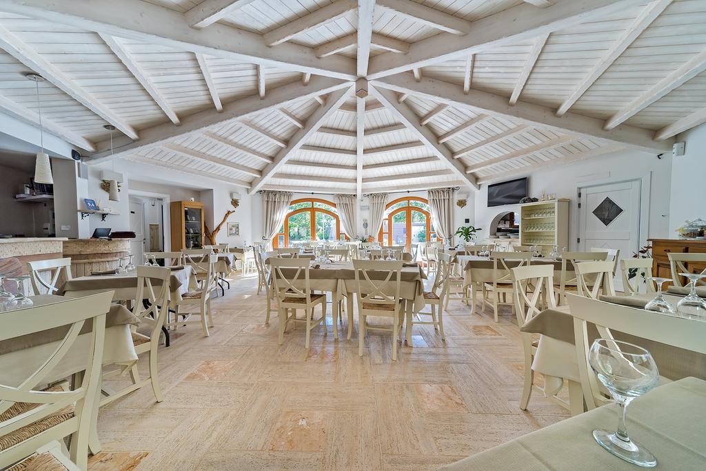 Il Giardino Degli Aranci Bed & Breakfast Mores ภายนอก รูปภาพ