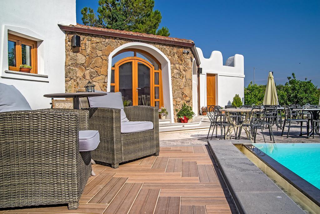 Il Giardino Degli Aranci Bed & Breakfast Mores ภายนอก รูปภาพ